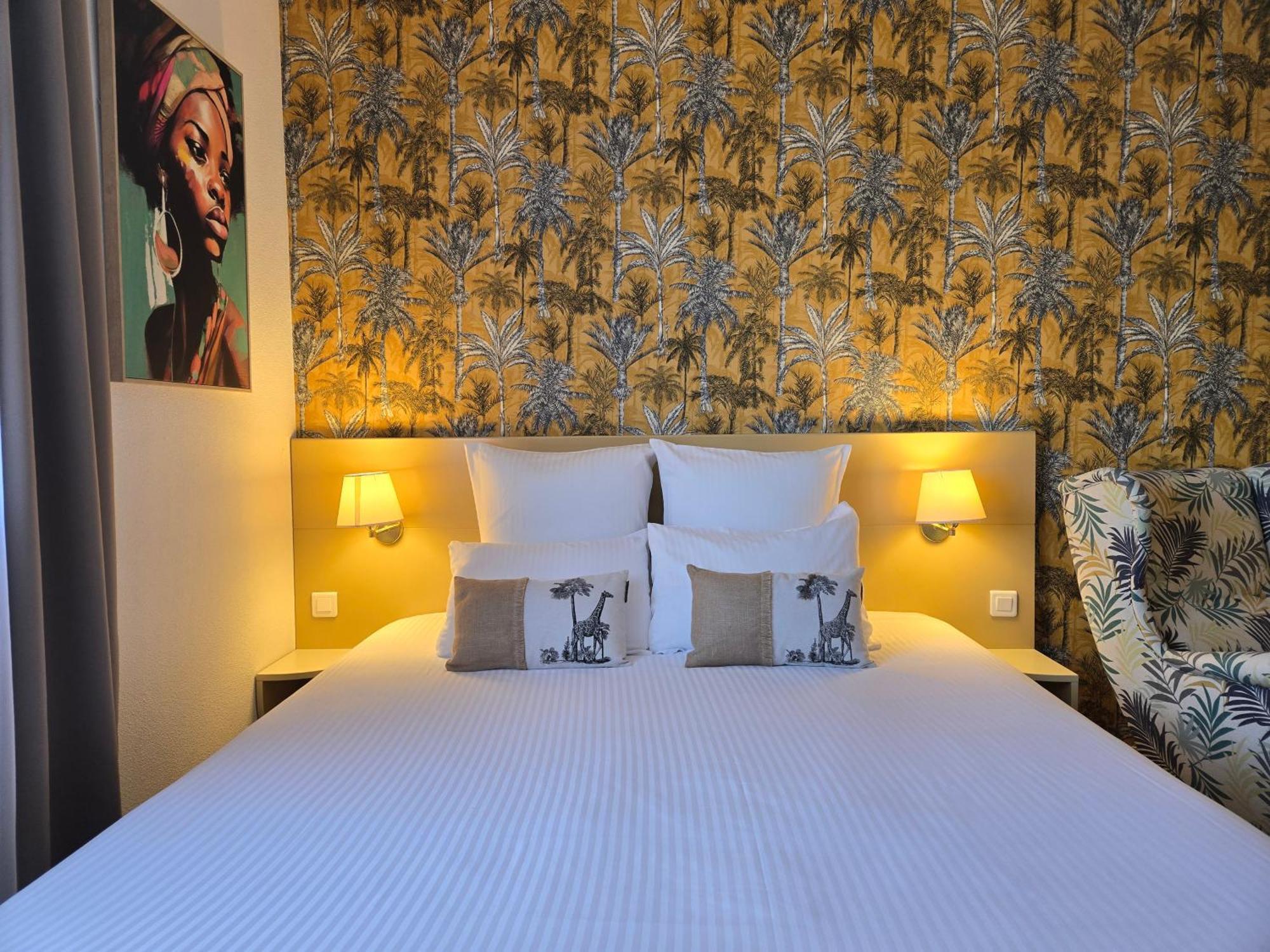 Hotel Le Saint-Genies Uzès Екстериор снимка