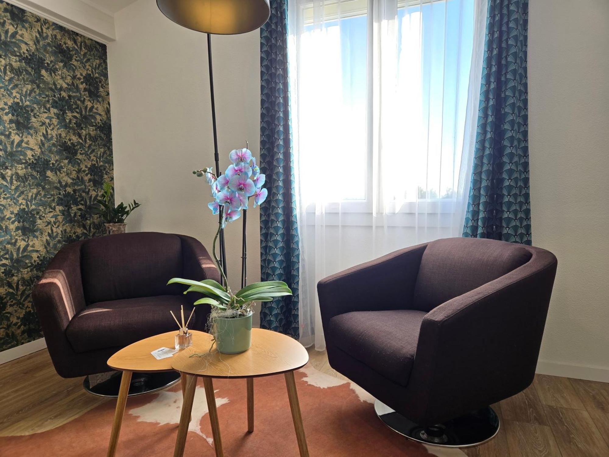 Hotel Le Saint-Genies Uzès Екстериор снимка