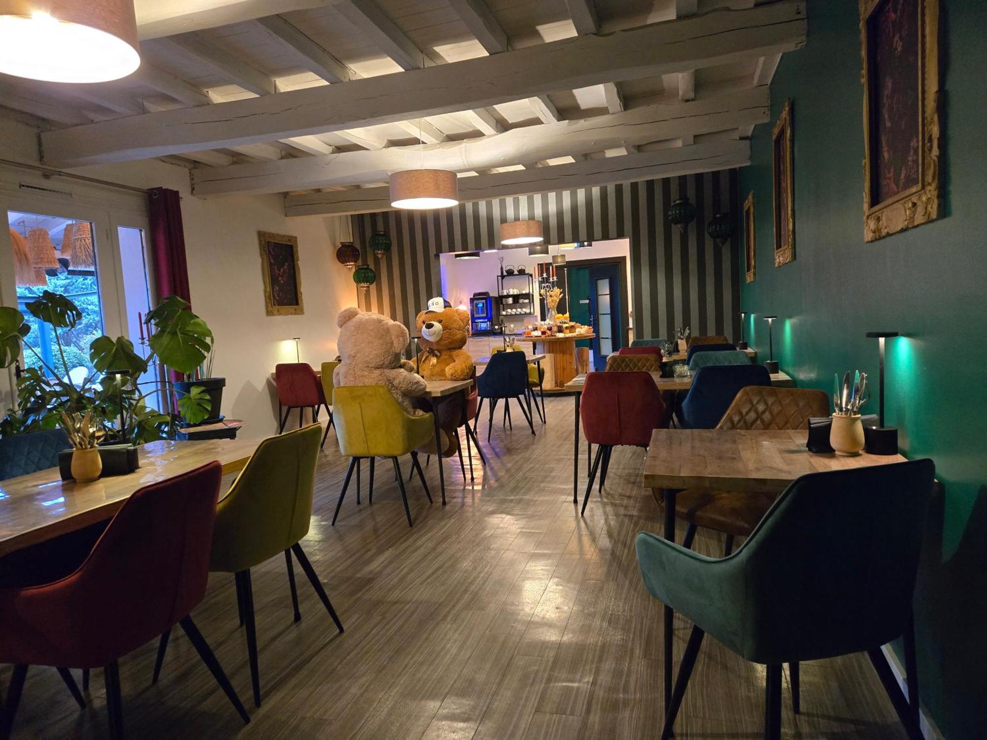 Hotel Le Saint-Genies Uzès Екстериор снимка