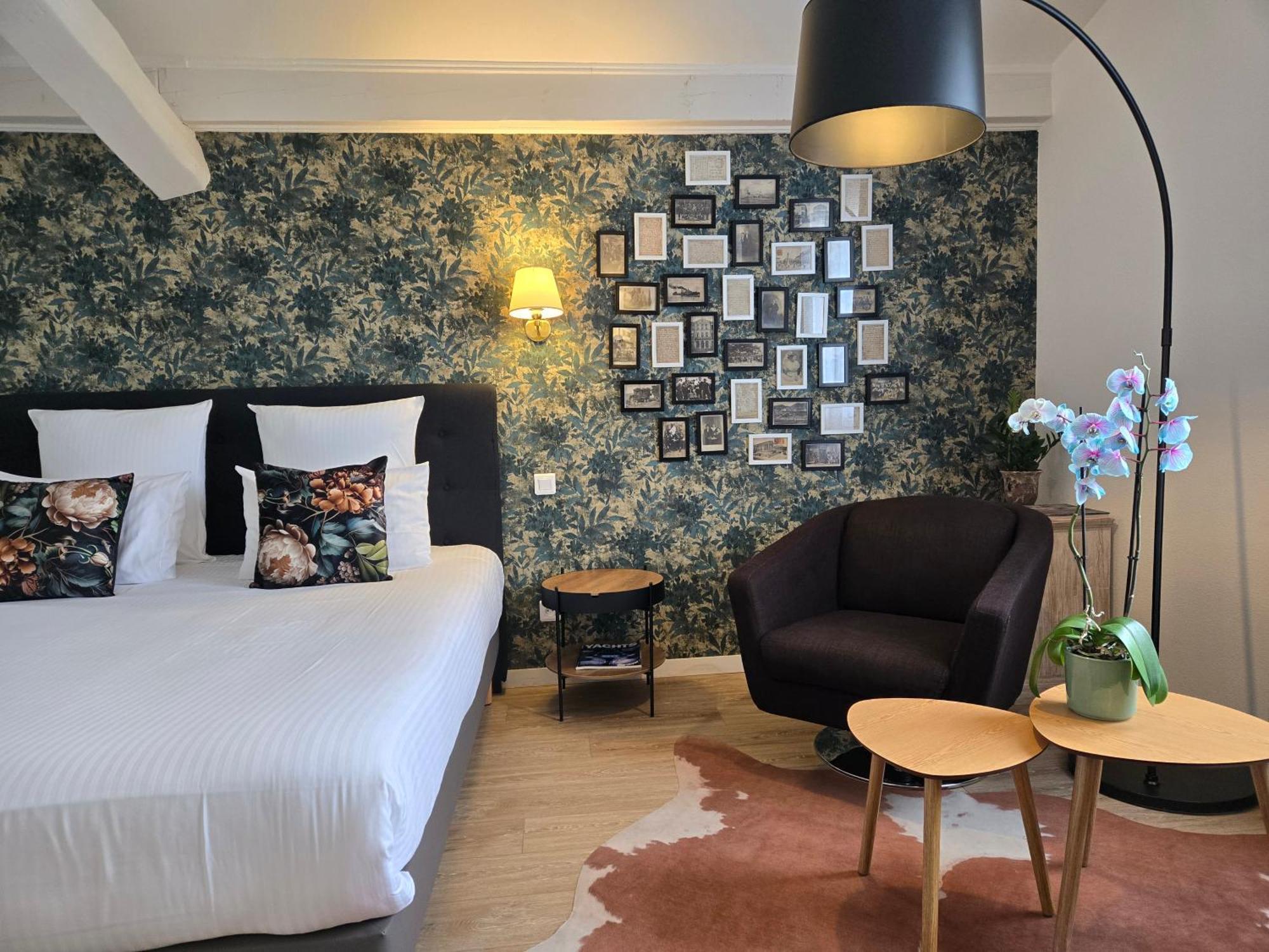 Hotel Le Saint-Genies Uzès Екстериор снимка